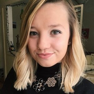 Meet your Posher, Kelli